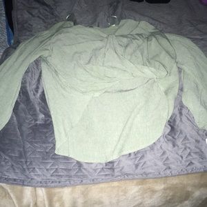 Balloon fold high low long sleeve green blouse